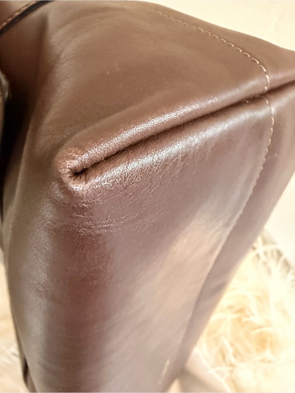 Coach Chelsea Shoulder Bag 36 in Maple - Picture 8 of 10